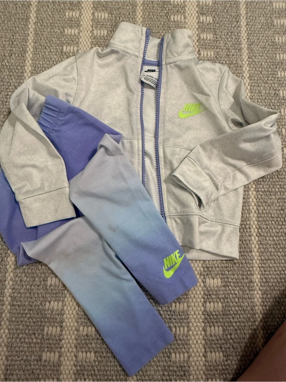 Nike Toddler Girl 2T Jacket & Blue-to-Purple Gradient Leggings Neon Logo